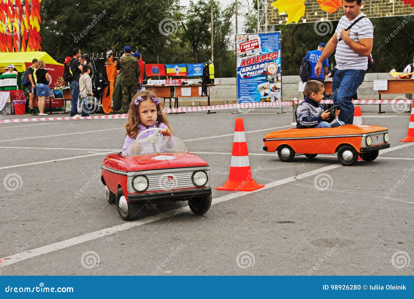 children-driving-soviet-pedal-cars-moskvich-city-day-volgograd-russia-august-98926280.jpg